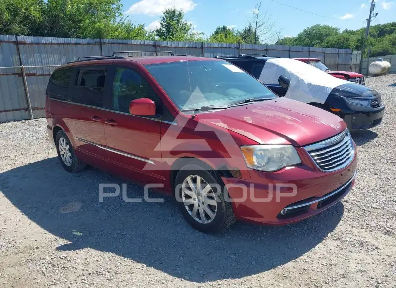 2013 Chrysler TOWN & COUNTRY photo
