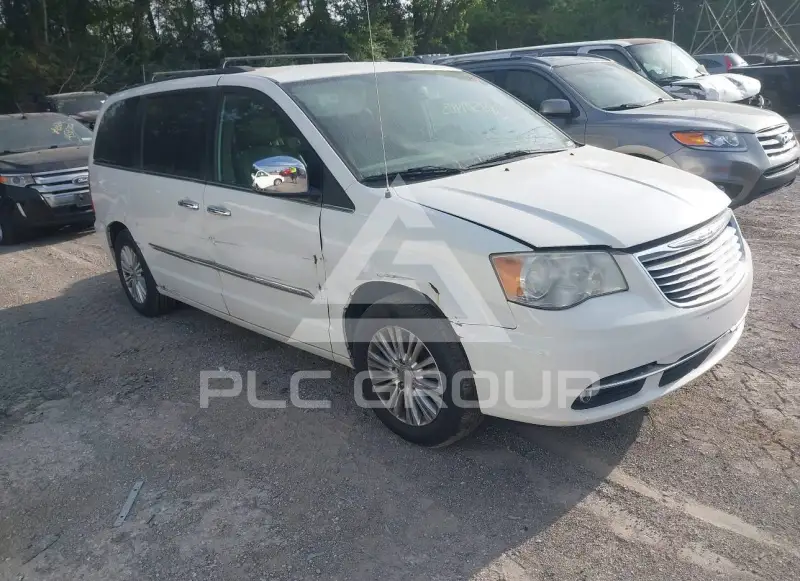 2013 Chrysler TOWN & COUNTRY фото