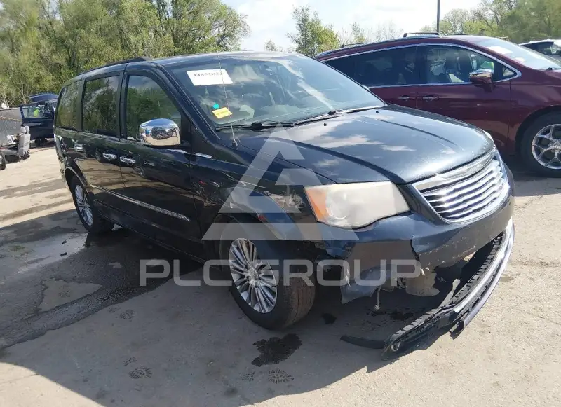 2013 Chrysler TOWN & COUNTRY фото