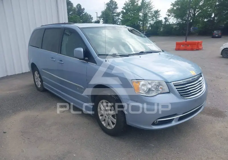 2013 Chrysler TOWN & COUNTRY фото