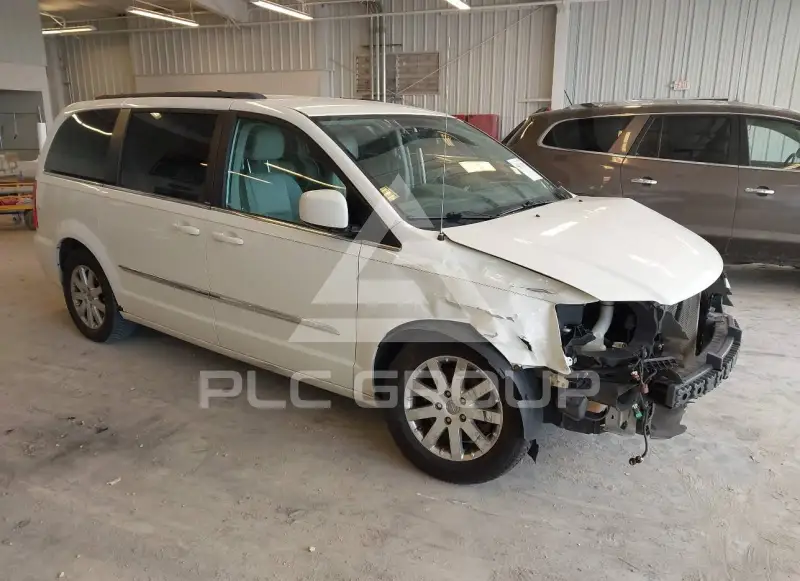 2013 Chrysler TOWN & COUNTRY photo