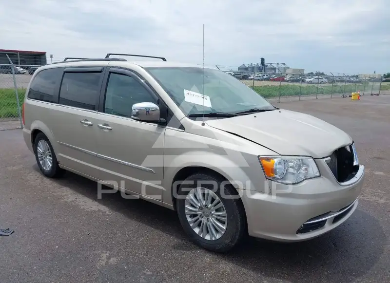 2013 Chrysler TOWN & COUNTRY фото