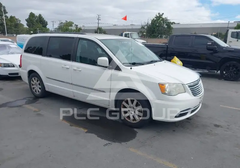 2013 Chrysler TOWN & COUNTRY photo