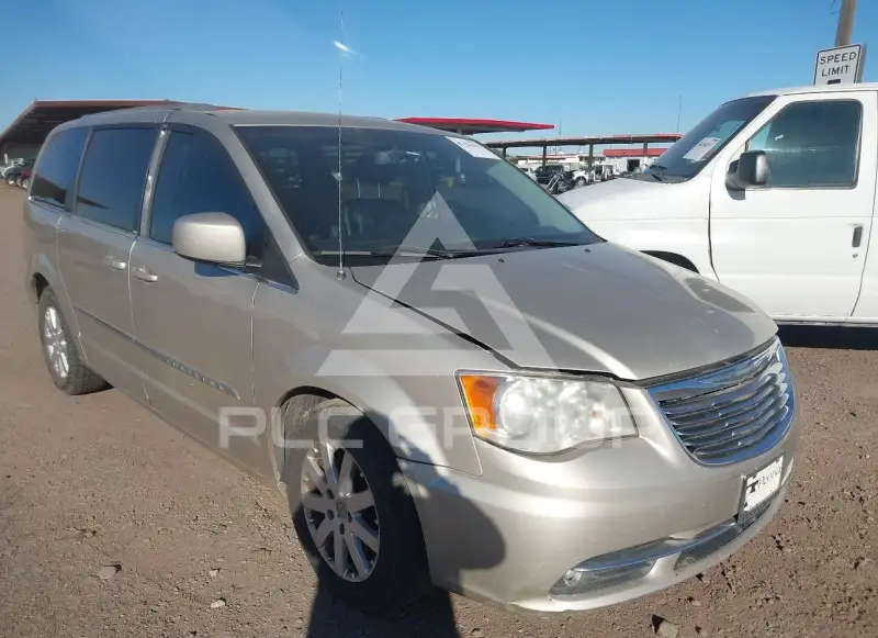 2013 Chrysler TOWN & COUNTRY photo