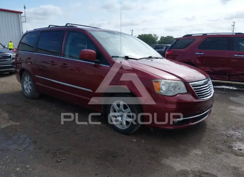 2013 Chrysler TOWN & COUNTRY фото