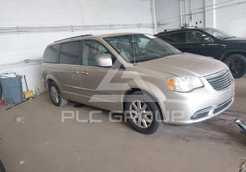 2013 Chrysler TOWN & COUNTRY photo
