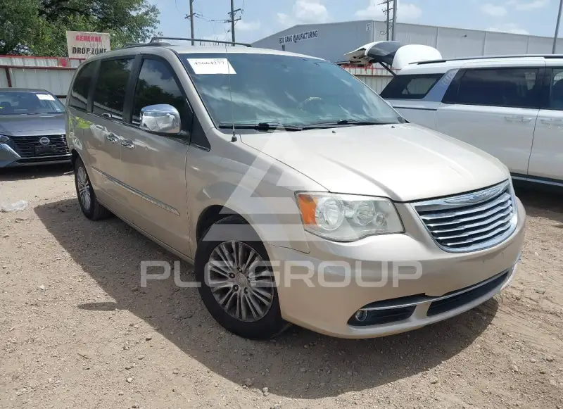 2013 Chrysler TOWN & COUNTRY фото