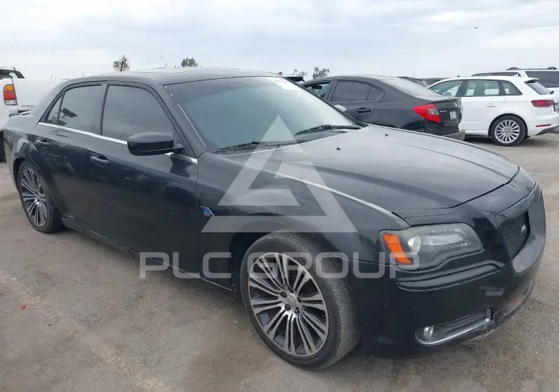 2013 Chrysler 300 фото