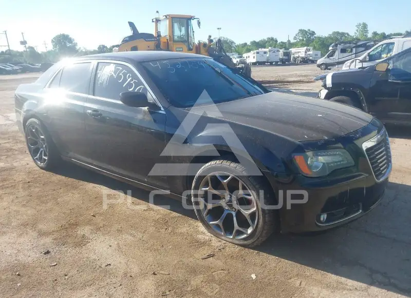 2013 Chrysler 300 фото