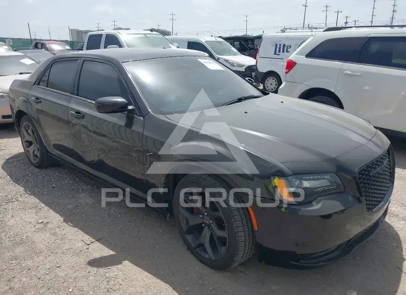 2013 Chrysler 300 photo