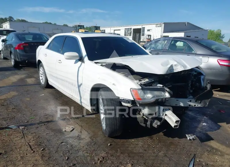 2013 Chrysler 300 photo