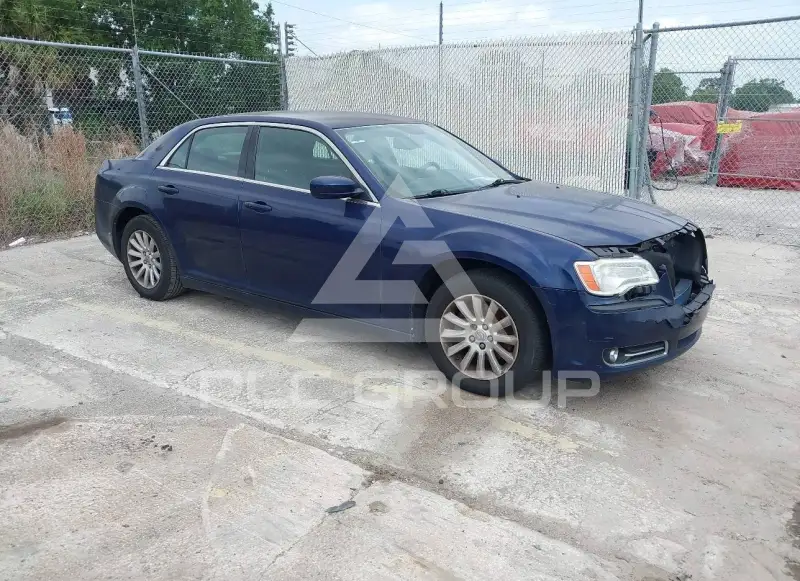2013 Chrysler 300 фото