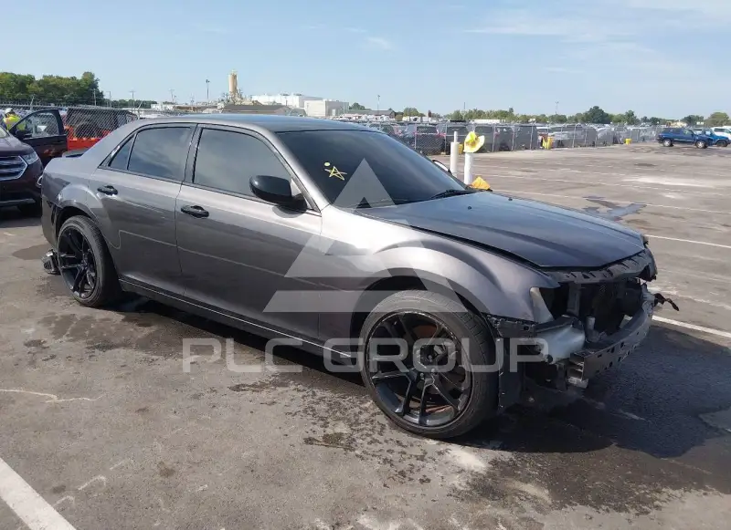 2013 Chrysler 300 фото