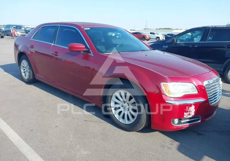 2013 Chrysler 300 фото