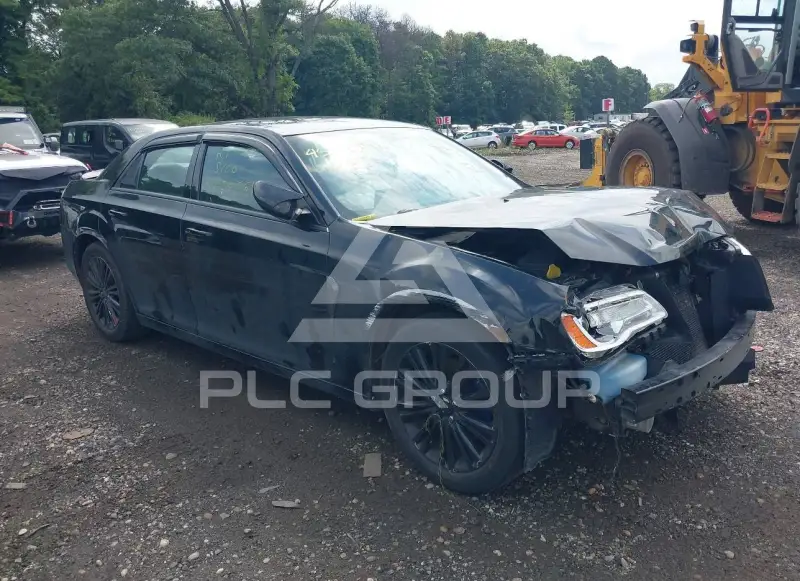 2013 Chrysler 300 photo