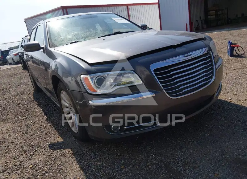 2013 Chrysler 300 photo