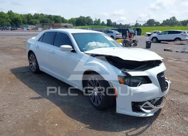 2013 Chrysler 300 фото