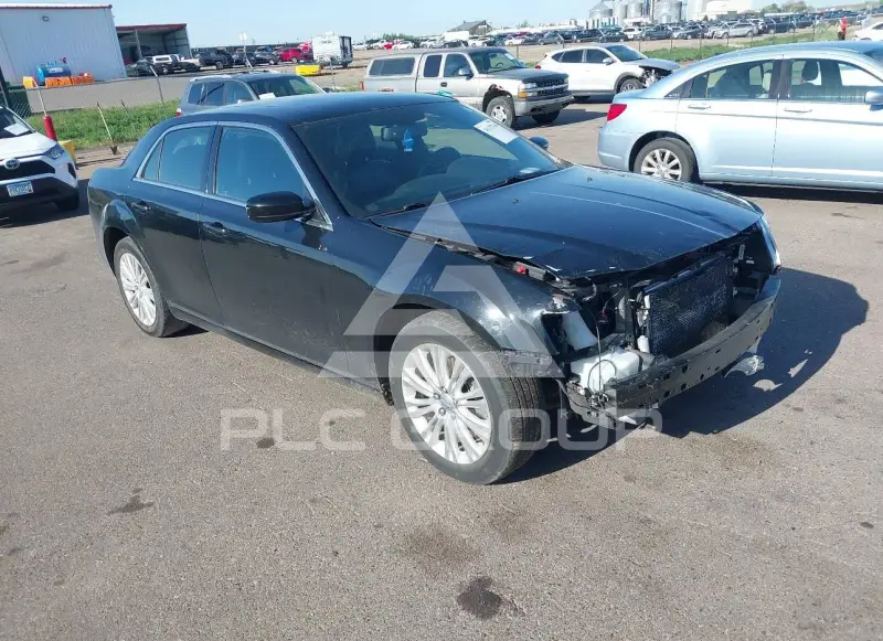 2013 Chrysler 300 photo
