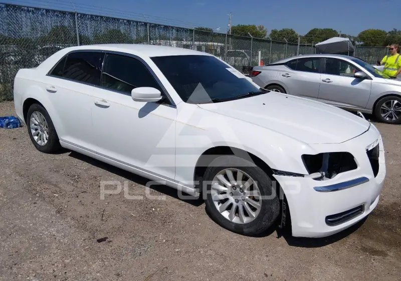 2013 Chrysler 300 фото