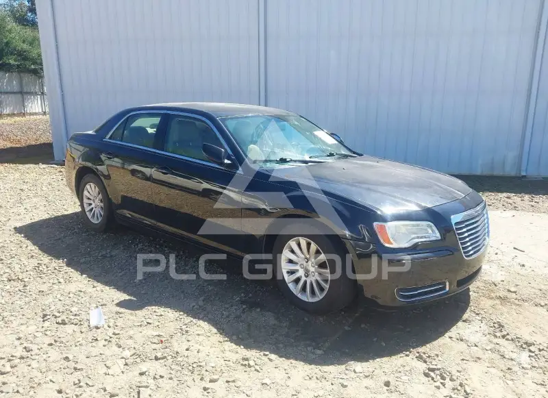 2013 Chrysler 300 photo