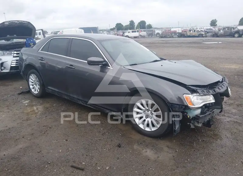 2013 Chrysler 300 photo