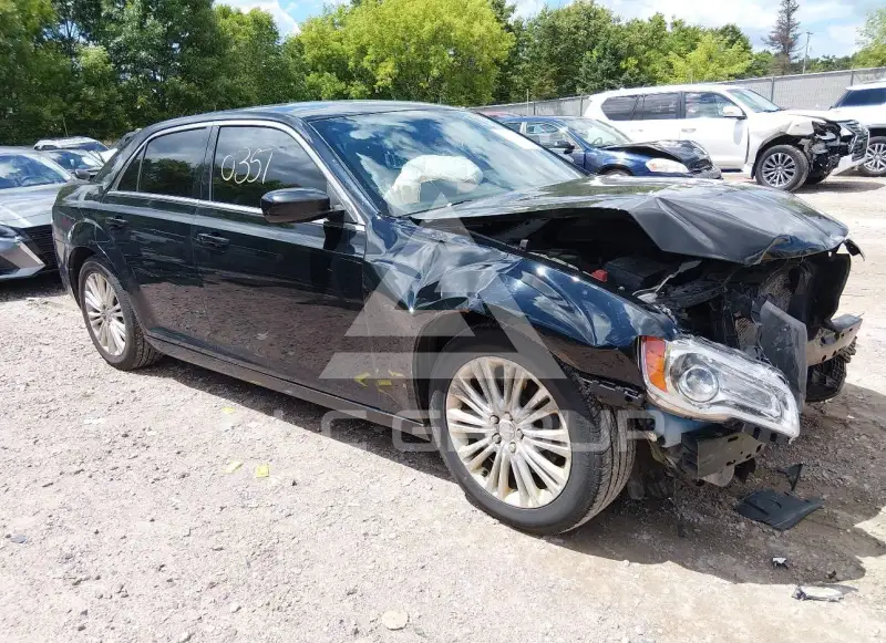 2013 Chrysler 300 photo