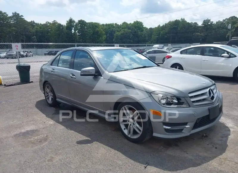 2013 Mercedes Benz C 250 photo