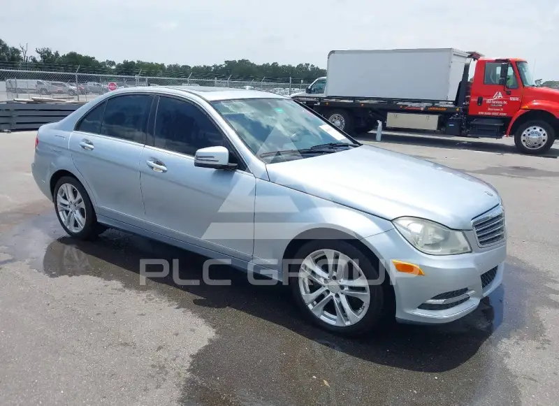 2013 Mercedes Benz C 250 photo