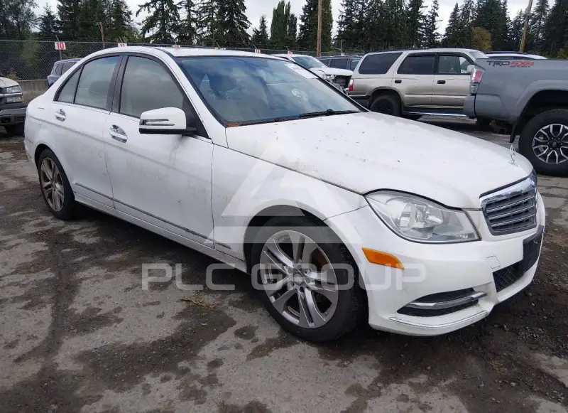 2013 Mercedes Benz C 250 photo
