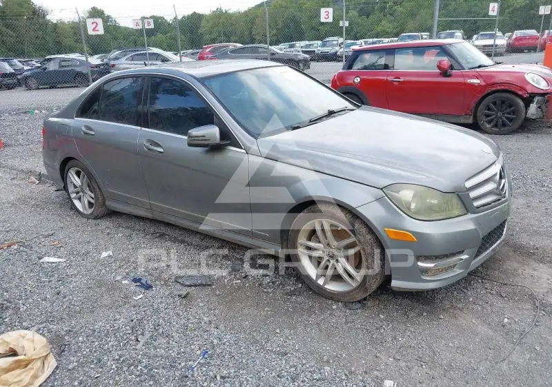 2013 Mercedes Benz C 250 photo