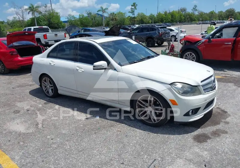 2013 Mercedes Benz C 250 фото
