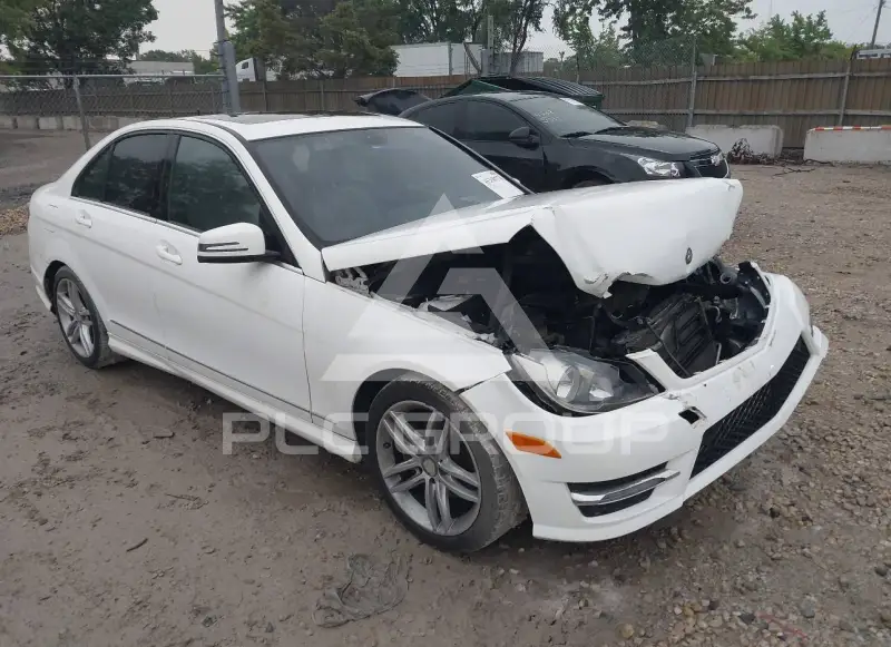 2013 Mercedes Benz C 250 photo