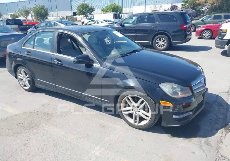 2013 Mercedes Benz C 250 фото