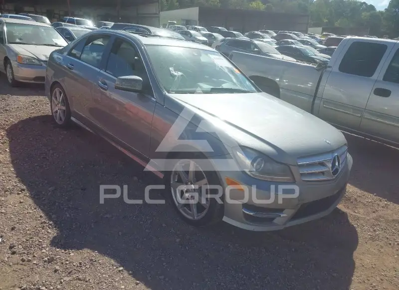2013 Mercedes Benz C 350 photo