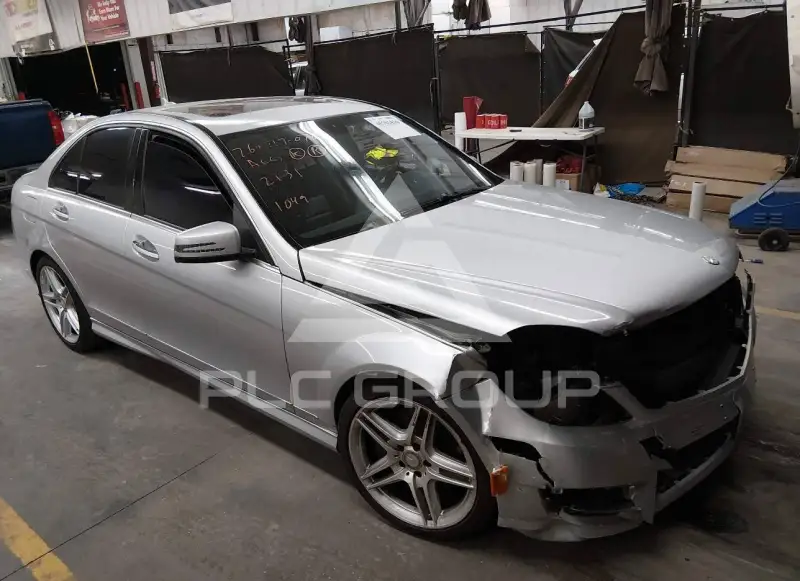 2013 Mercedes Benz C 300 photo