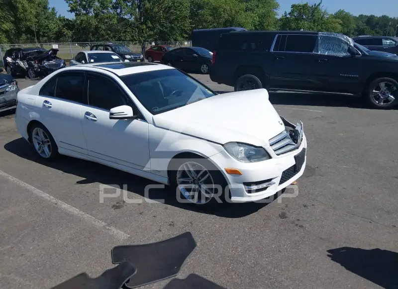 2013 Mercedes Benz C 300 photo