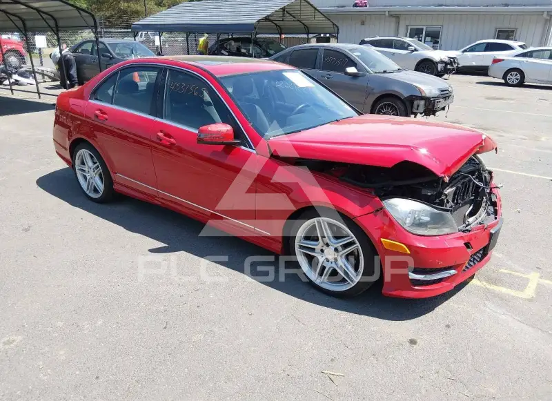 2013 Mercedes Benz C 300 photo