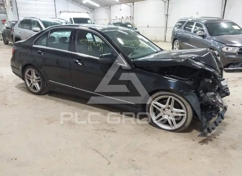 2013 Mercedes Benz C 300 photo