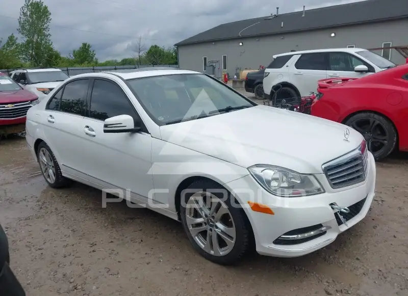 2013 Mercedes Benz C 300 photo