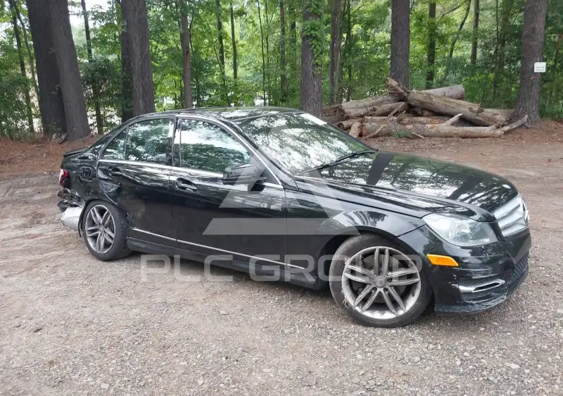 2013 Mercedes Benz C 300 photo