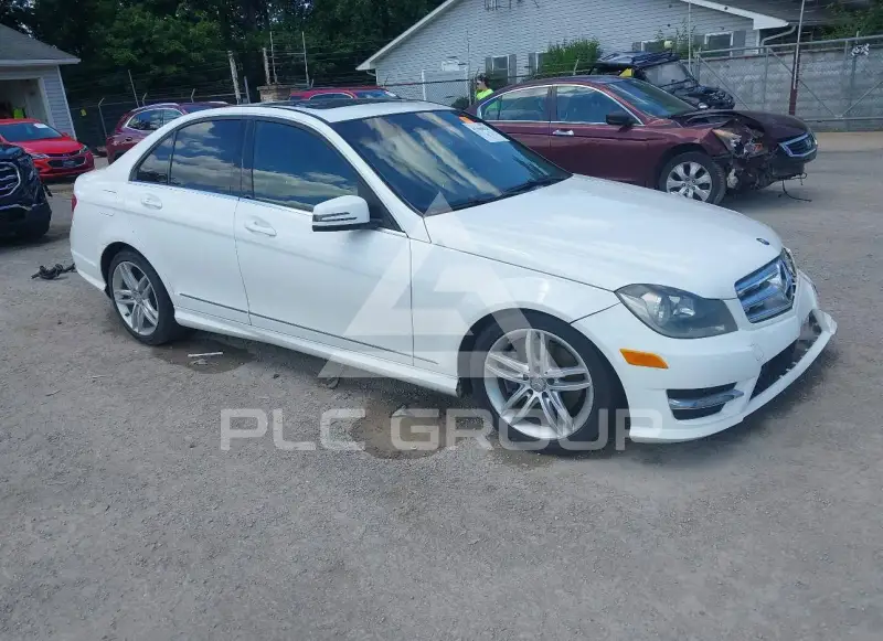 2013 Mercedes Benz C 300 photo