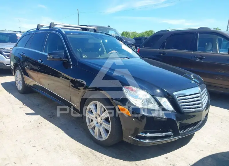 2013 Mercedes Benz E 350 фото