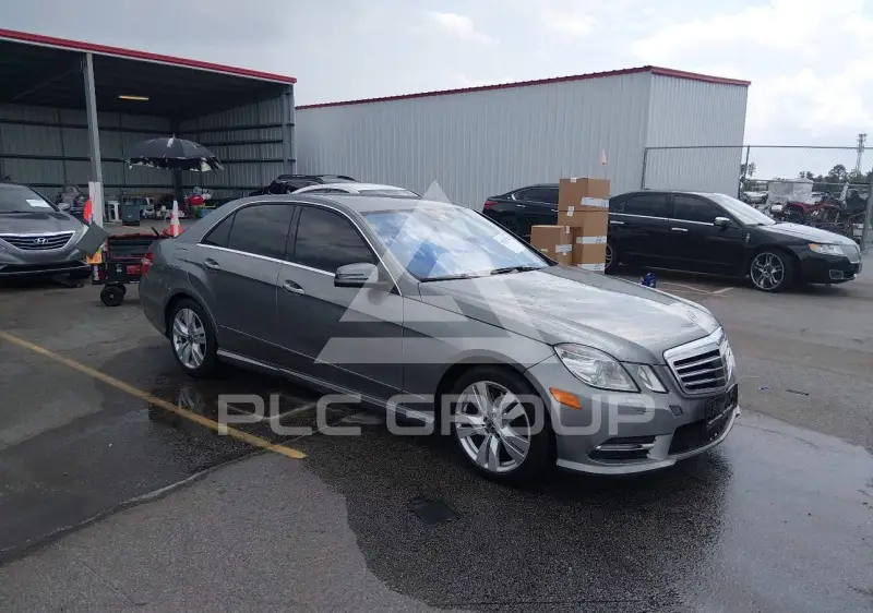 2013 Mercedes Benz E 350 photo