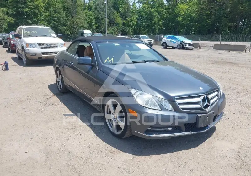 2013 Mercedes Benz E 350 фото