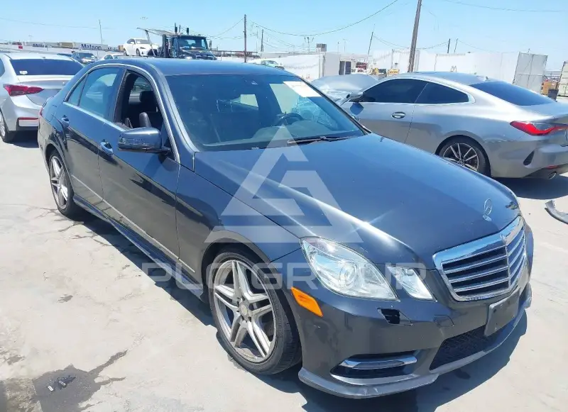 2013 Mercedes Benz E 350 фото
