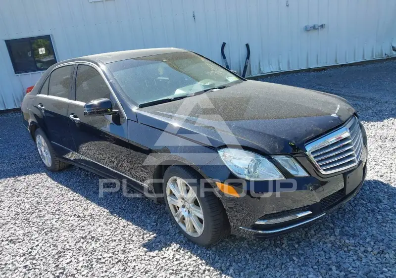 2013 Mercedes Benz E 350 фото