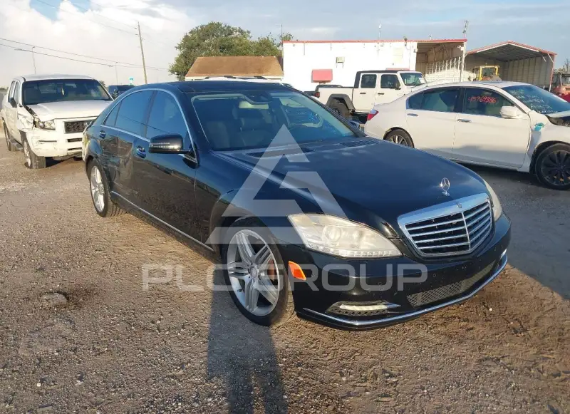2013 Mercedes Benz S 550 фото