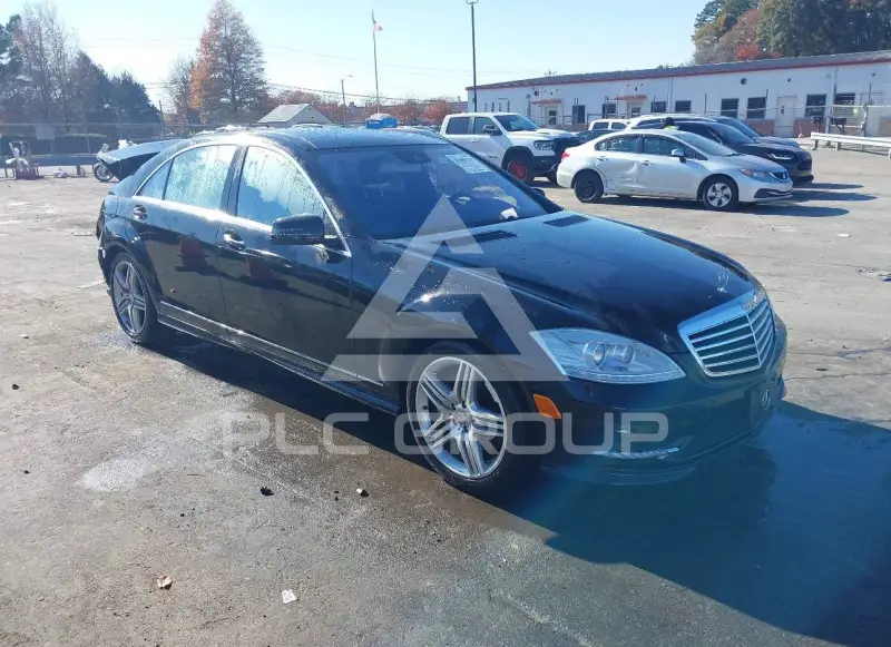 2013 Mercedes Benz S 550 фото