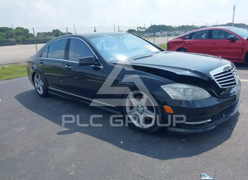 2013 Mercedes Benz S 550 photo
