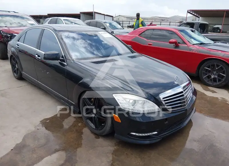 2013 Mercedes Benz S 550 фото
